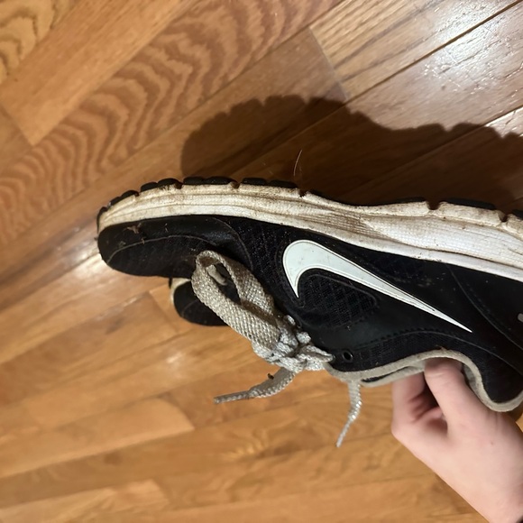 Nike running shoes - Picture 5 of 5